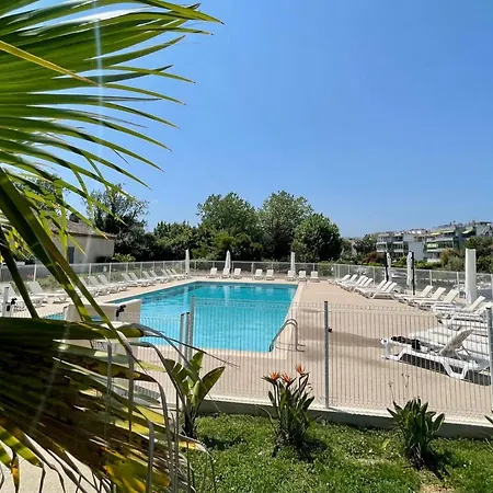16 En Duplex, Deux - Les De Robinson - Avec Piscine En Bord De Siagne, A *